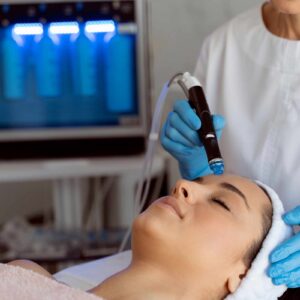 Hydrafracial Signature & Dermaplanning